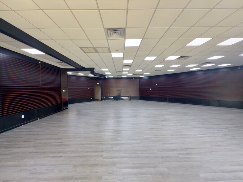 More Photos Of 2811 Highway 71, Marianna Freestanding For Lease