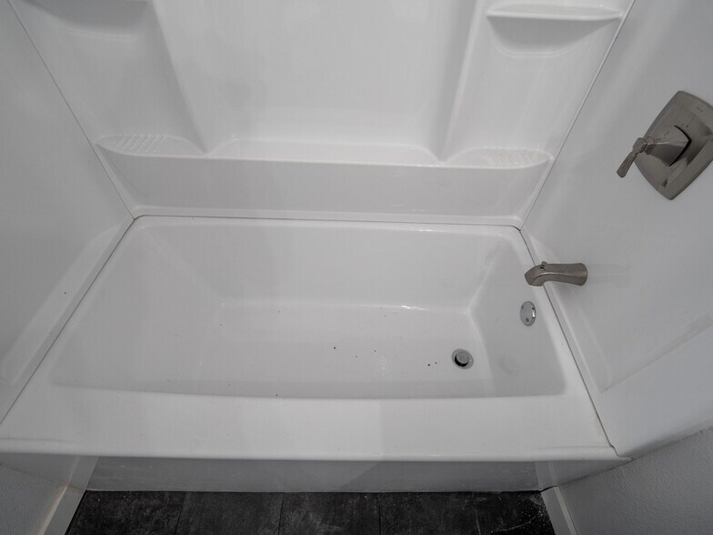 More Photos Of 420 W Johnson St, Norman Multifamily For Sale