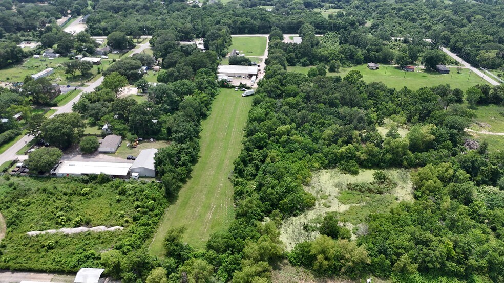 More Photos Of 27930 Calvert Rd, Tomball Warehouse For Sale