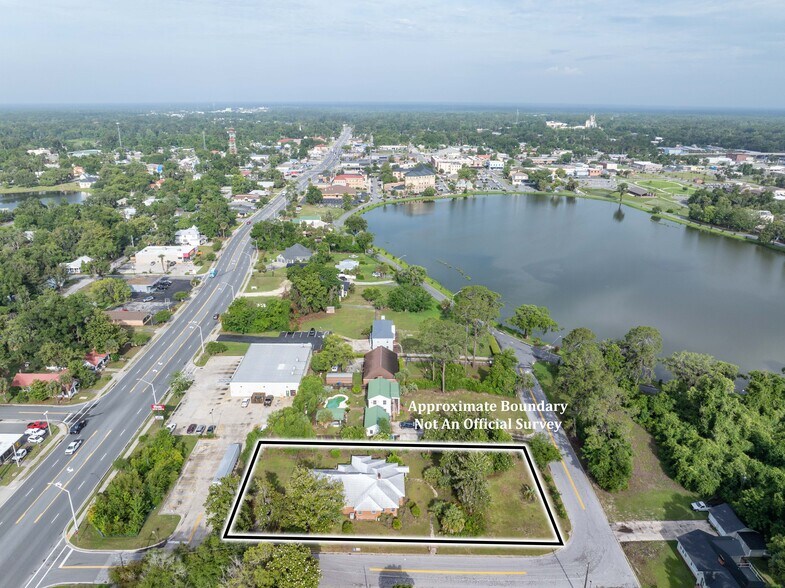 More Photos Of 164 NE Laguna Dr, Lake City Office For Sale