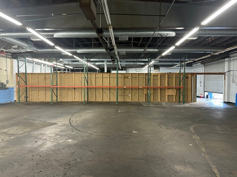 More Photos Of 6430 Roland St, Buena Park Warehouse For Sale