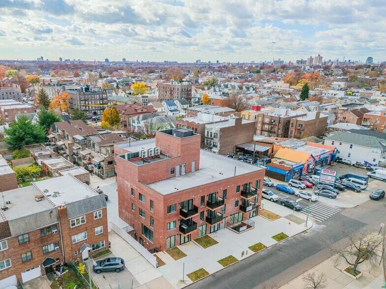 More Photos Of 16502 Sanford Ave, Flushing Apartments For Sale