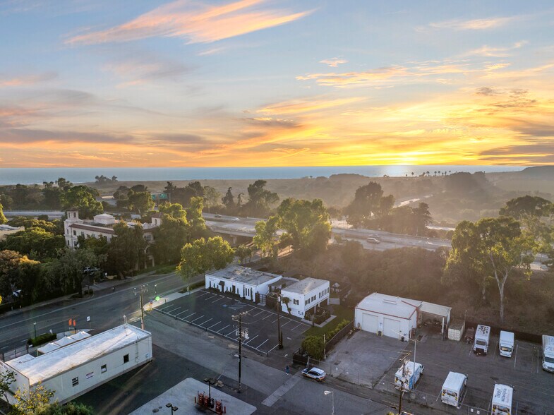 More Photos Of 281 W Main St, Ventura Storefront Retail Residential For Sale