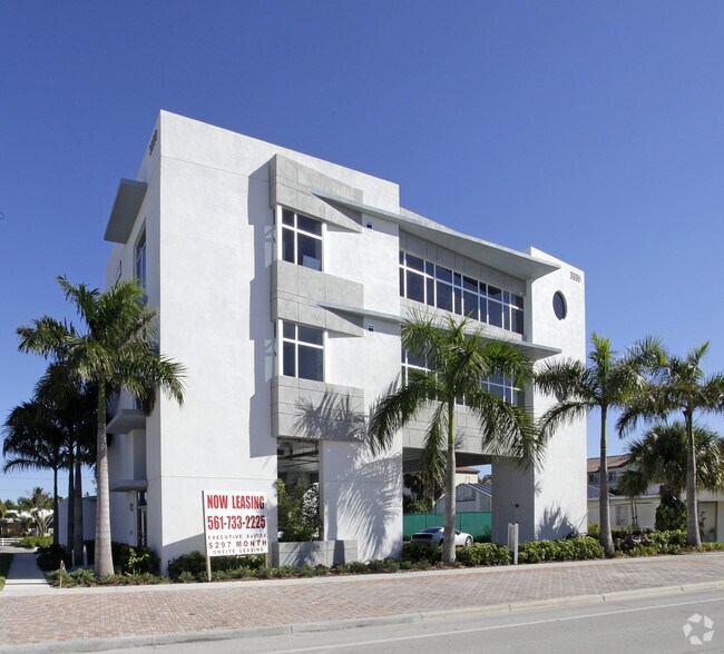 More Photos Of 3330 S Federal Hwy, Boynton Beach Medical For Lease