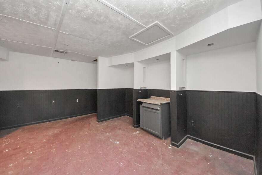 More Photos Of 8101 Tidwell Rd, Houston Freestanding For Sale