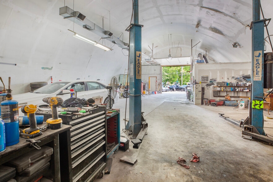 More Photos Of 15 N White St, Poughkeepsie Warehouse For Sale