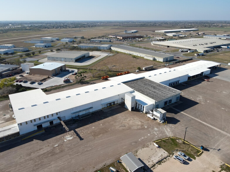 More Photos Of 2300 Vo Tech Dr, Weslaco Distribution For Lease