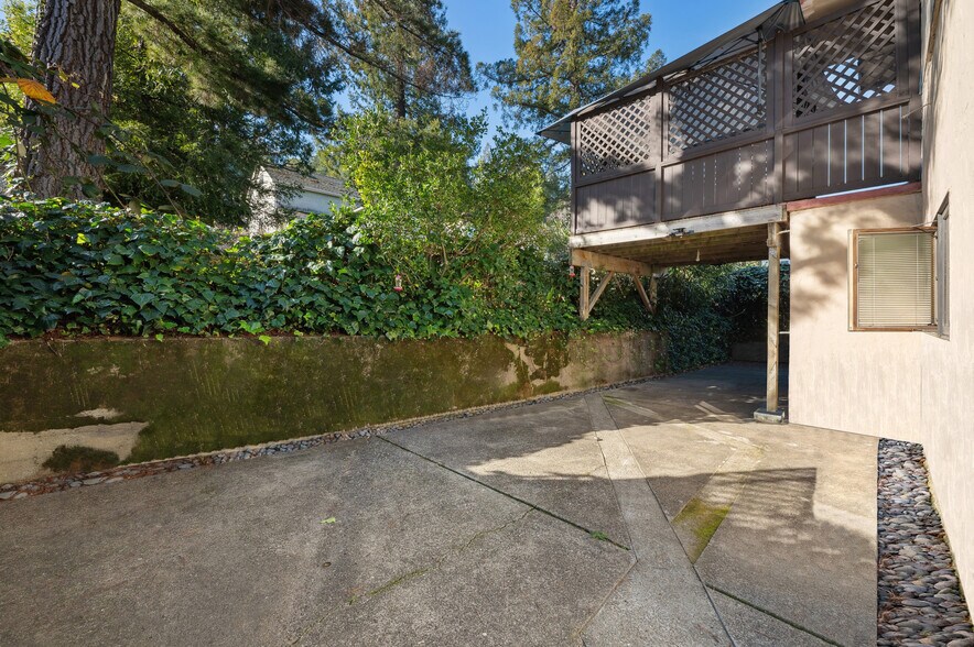 More Photos Of 1851 2nd St, San Rafael Apartments For Sale