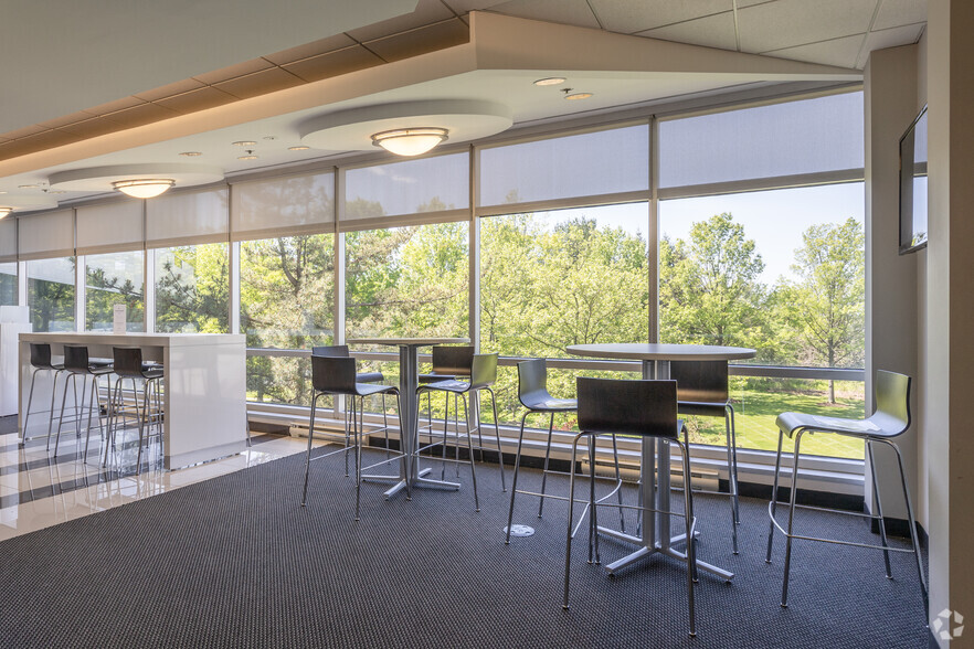 Primary Photo Of 100 Overlook Ctr, Princeton Coworking Space