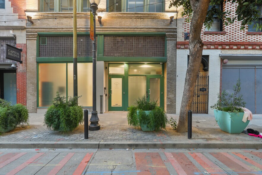 More Photos Of 560 Commercial St, San Francisco Medical For Sale