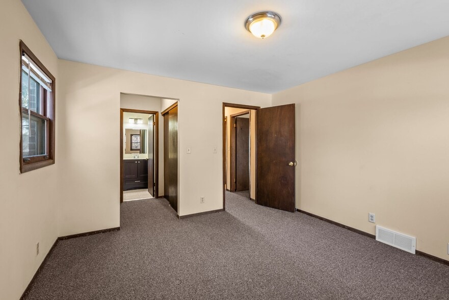 More Photos Of , Glendale Multifamily For Sale