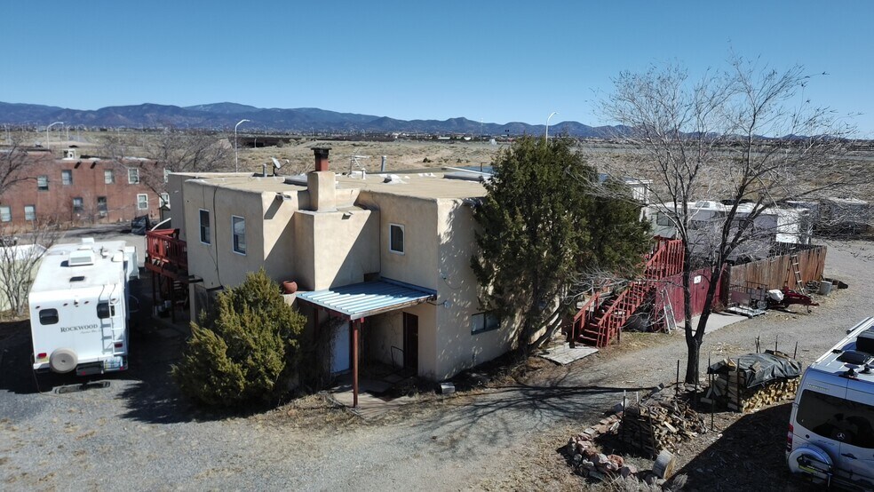 More Photos Of 27736 W Frontage Rd, Santa Fe Contractor Storage Yard For Sale