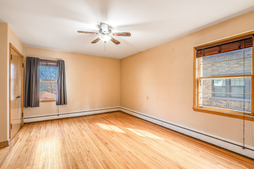 More Photos Of 1991 Grand Ave, Saint Paul Apartments For Sale