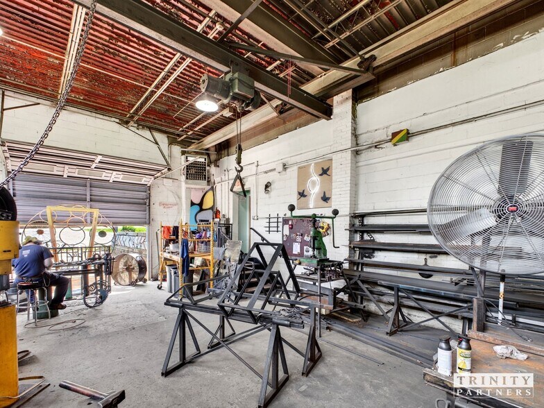 More Photos Of 12 Andrews St, Greenville General Retail For Sale