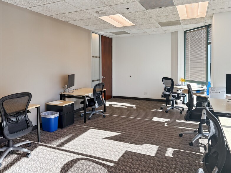 More Photos Of 501 W Broadway, San Diego Coworking Space