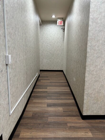 More Photos Of 100 Jefferson Ave, Elizabeth Office For Lease