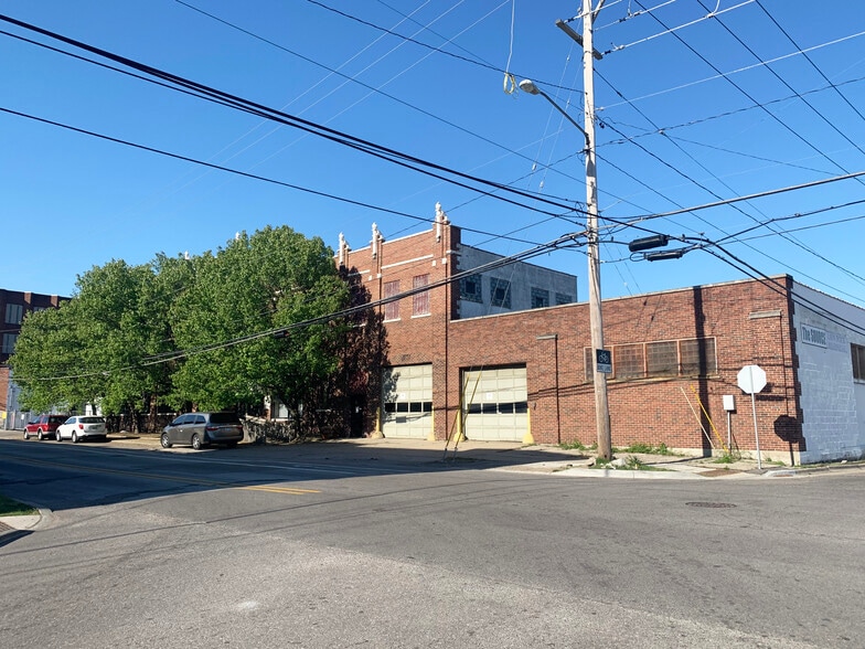 More Photos Of 1409 Buchanan Ave SW, Grand Rapids Manufacturing For Lease