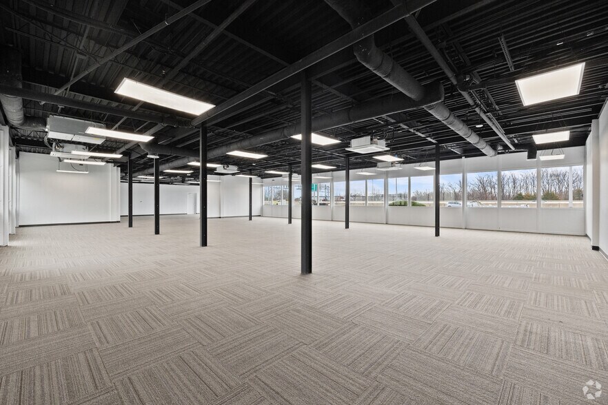 More Photos Of 6608-6610 Electronic Dr, Springfield Warehouse For Lease