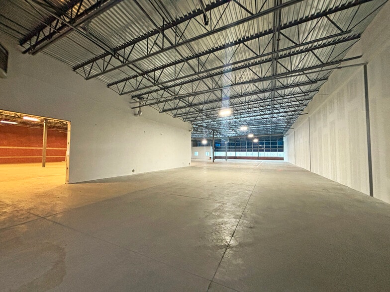 More Photos Of 34 Locke Rd, Concord Warehouse For Lease