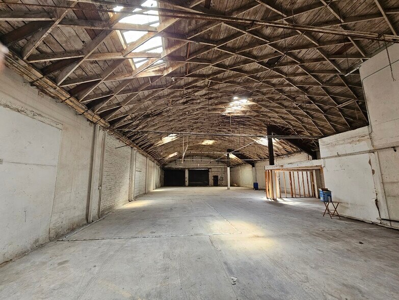 Primary Photo Of 1416 S Flower St, Los Angeles Warehouse For Lease