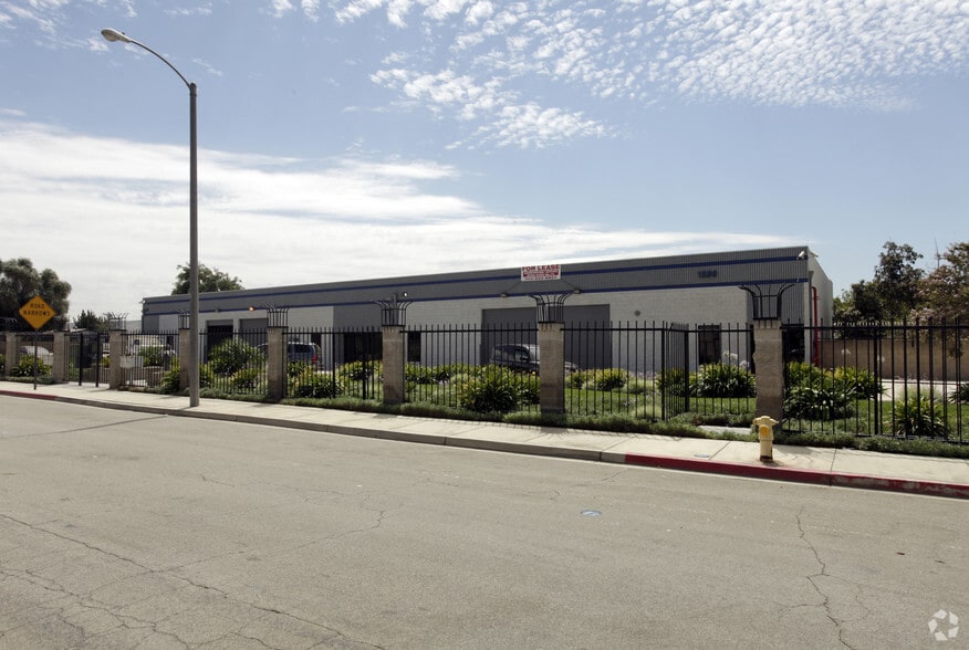 More Photos Of 1256 E 3rd St, Pomona Warehouse For Sale