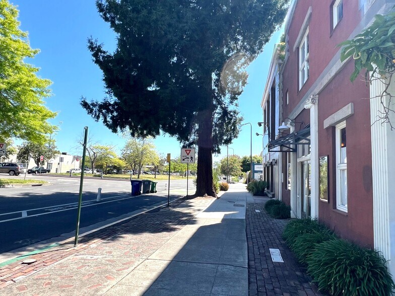 More Photos Of 2748 Adeline St, Berkeley Office For Lease