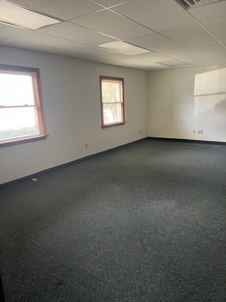 More Photos Of 6715 Tippecanoe Rd, Canfield Office For Lease
