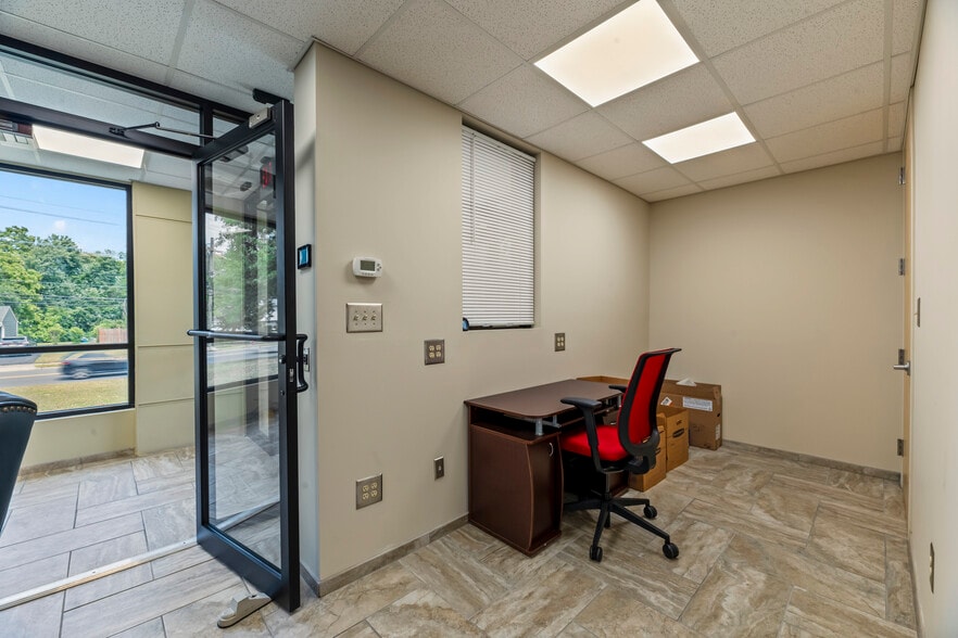 More Photos Of 154 Tices Ln, East Brunswick Manufacturing For Sale