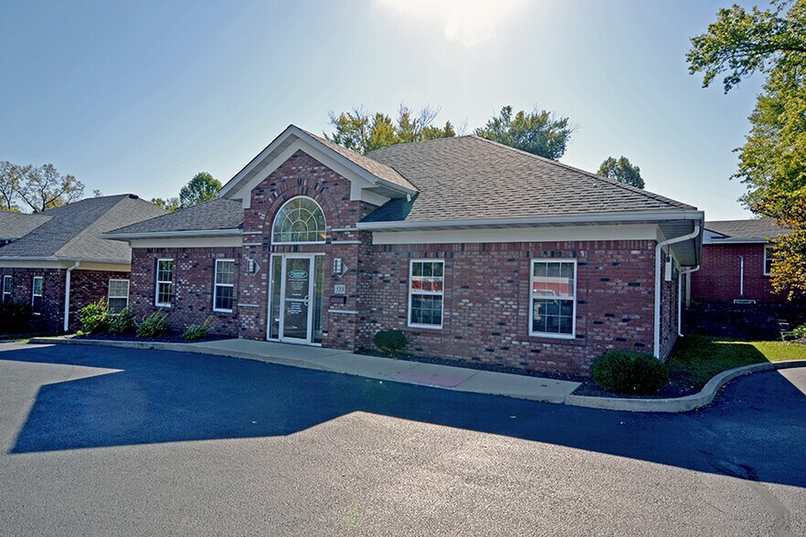 More Photos Of 3001 Godfrey Rd, Godfrey Office For Lease