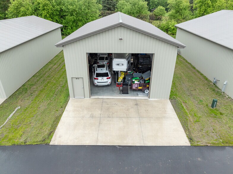 More Photos Of 4155 Overland Rd, Hobart Warehouse For Sale