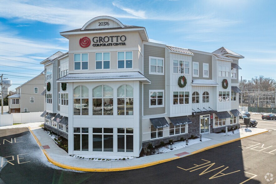 Primary Photo Of 20376 Coastal Hwy, Rehoboth Beach Office For Lease