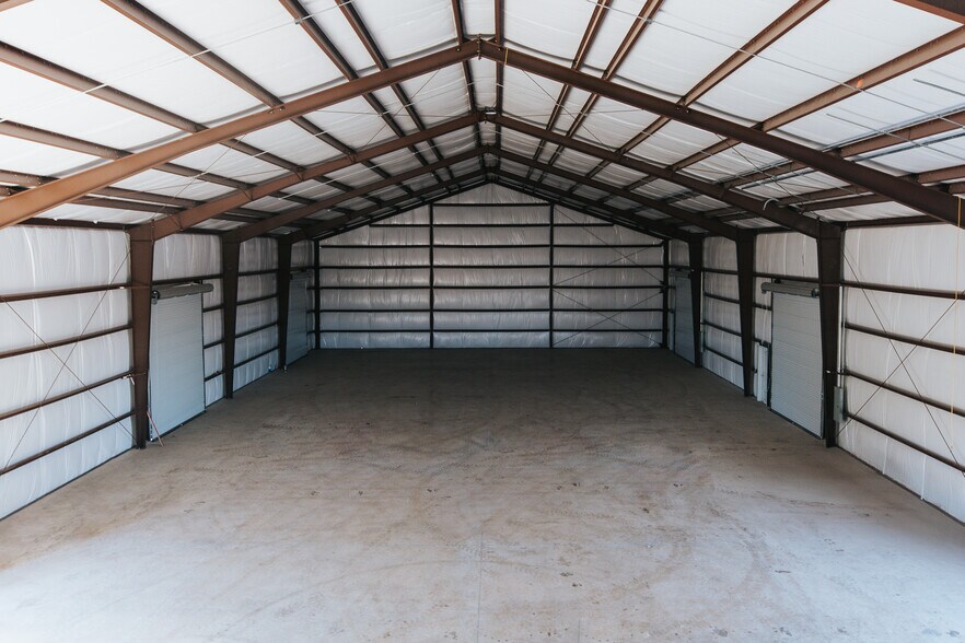 More Photos Of 293 County Road 4841, Haslet Flex For Sale