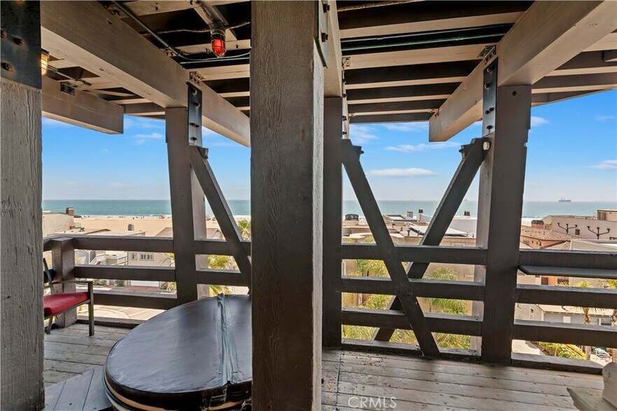 More Photos Of 1 Anderson St, Seal Beach Specialty For Sale