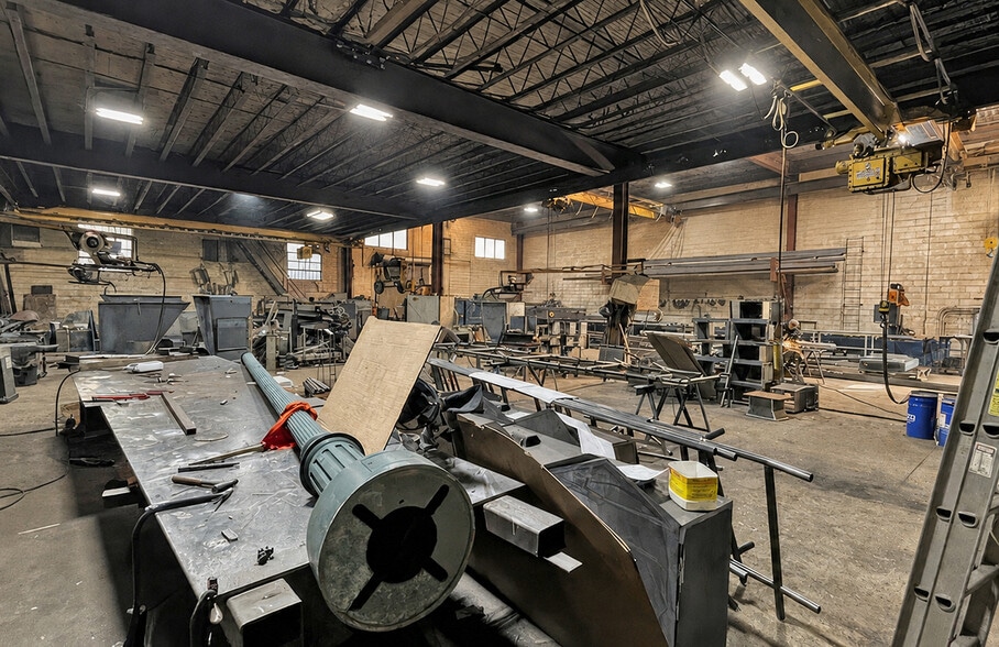 More Photos Of 15 Van Siclen Ave, Floral Park Warehouse For Sale