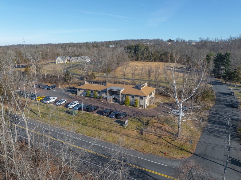 Primary Photo Of 102 Memorial Dr, Schwenksville Medical For Sale