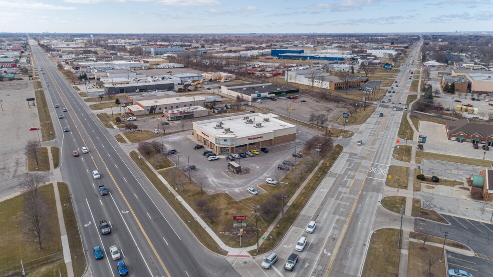 More Photos Of 34899 Groesbeck Hwy, Clinton Township Drugstore For Sale