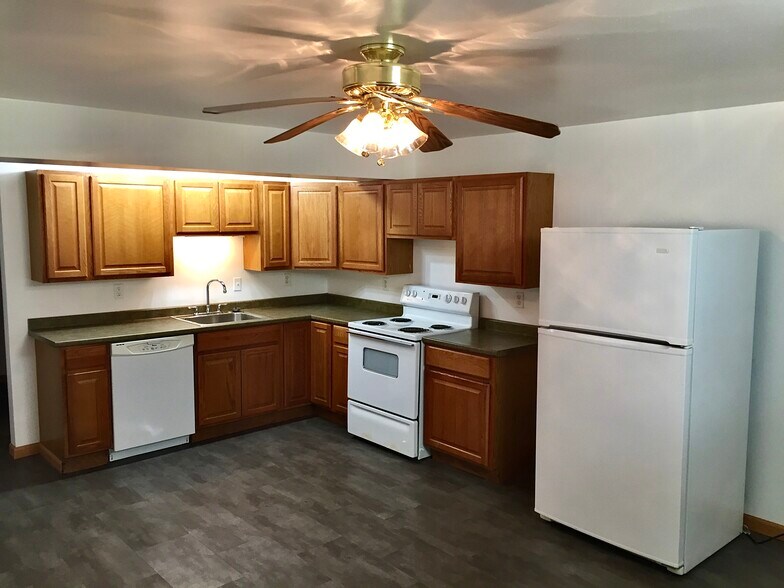 More Photos Of 147 Georgetown Rd, Beaver Falls Apartments For Sale