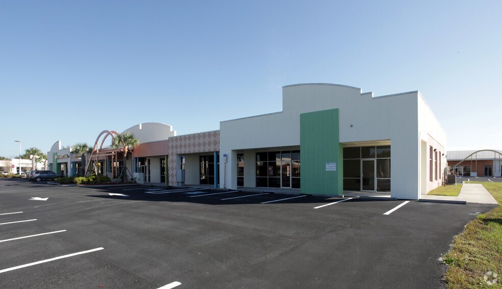 Primary Photo Of 18316 Murdock Cir, Port Charlotte Office For Lease