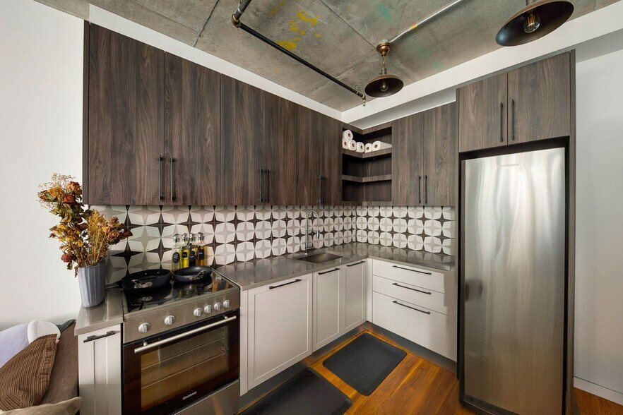 More Photos Of 803 Wyckoff Ave, Ridgewood Multifamily For Sale