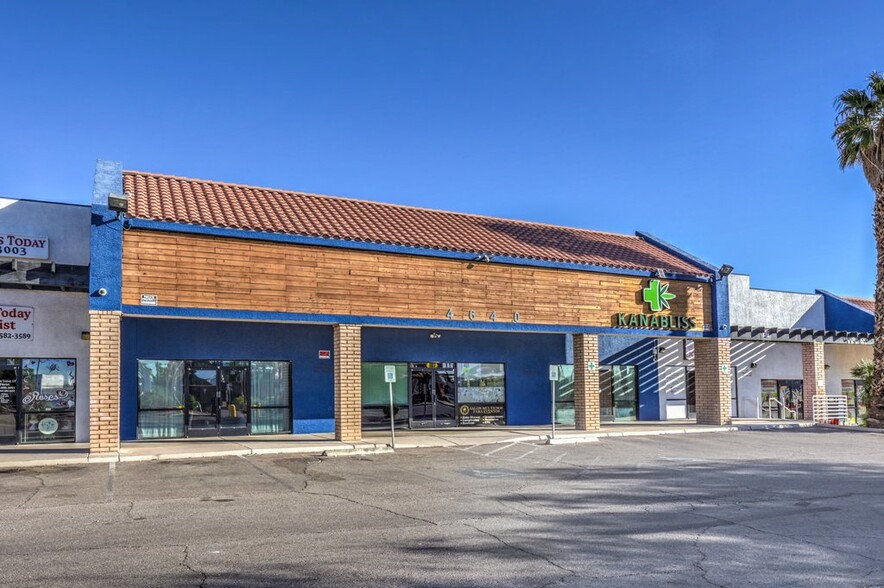 More Photos Of 4640 E Flamingo Rd, Las Vegas Storefront Retail Office For Lease