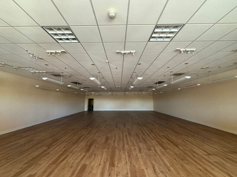 More Photos Of 1815 Hillsdale Ave, San Jose Freestanding For Lease