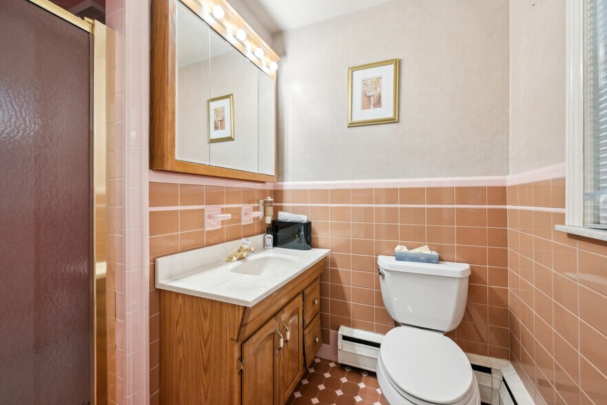 More Photos Of 41 Kings Hwy N, Cherry Hill Medical For Sale