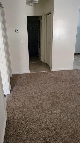 More Photos Of 666-668 Main St, Middletown Apartments For Sale
