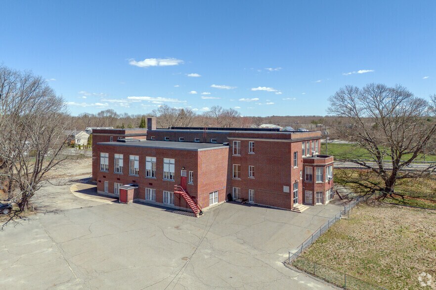 More Photos Of 1125 S Main St, Attleboro Schools For Sale