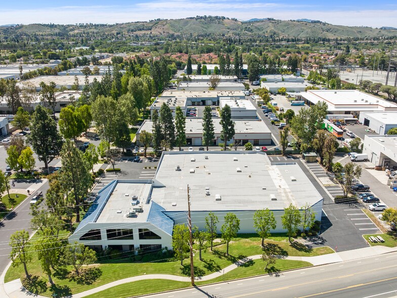 Primary Photo Of 5397 N Commerce Ave, Moorpark Manufacturing For Sale