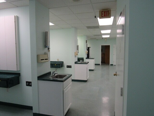 More Photos Of 4001 Confederate Point Rd, Jacksonville Medical For Sale