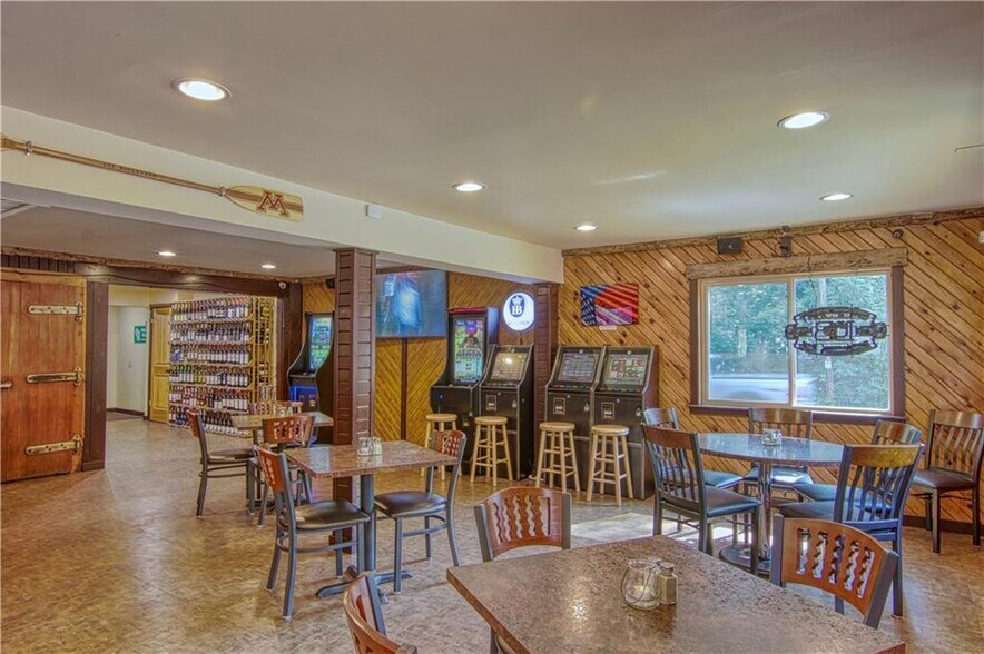 More Photos Of 14392 W County Road K, Hayward Restaurant For Sale