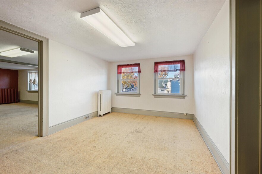 More Photos Of 725 Navarre Ave, Toledo Religious Facility For Sale