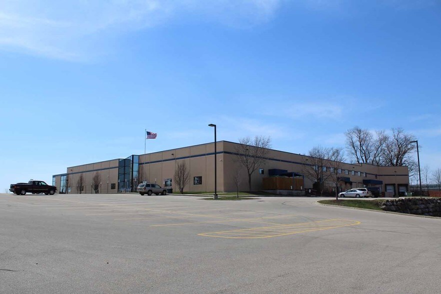 More Photos Of 8001 Terrace Ave, Middleton Research And Development For Lease