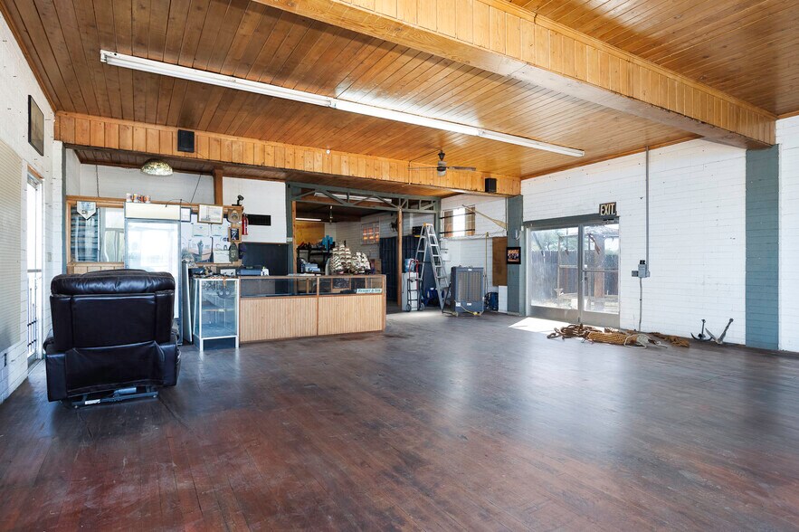 More Photos Of 300 E 2nd St, Casa Grande Freestanding For Sale